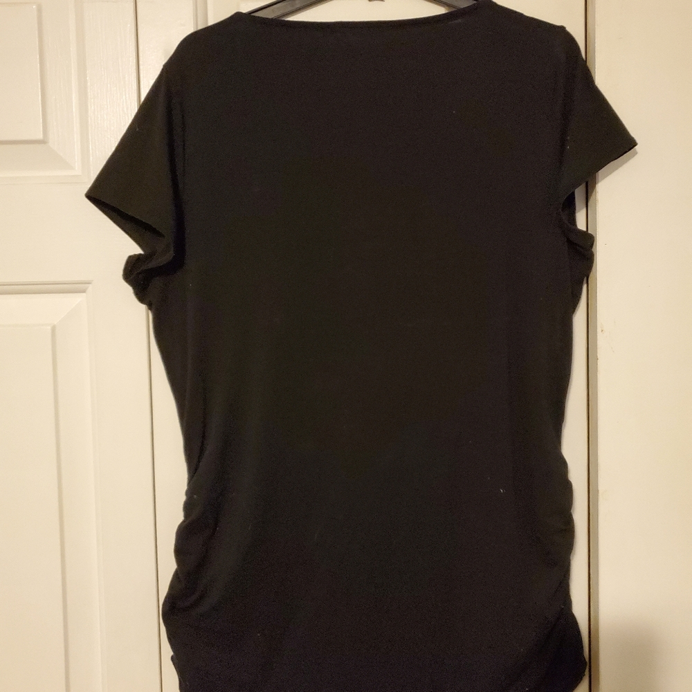 Ladies top - Picture 2 of 7